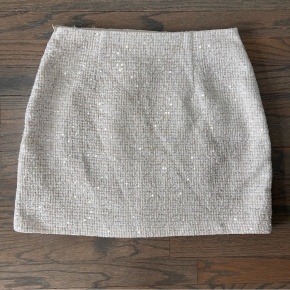 English Factory Mini Skirt White Sequin Embellished Tweed Women’s Size Medium - Picture 3 of 6